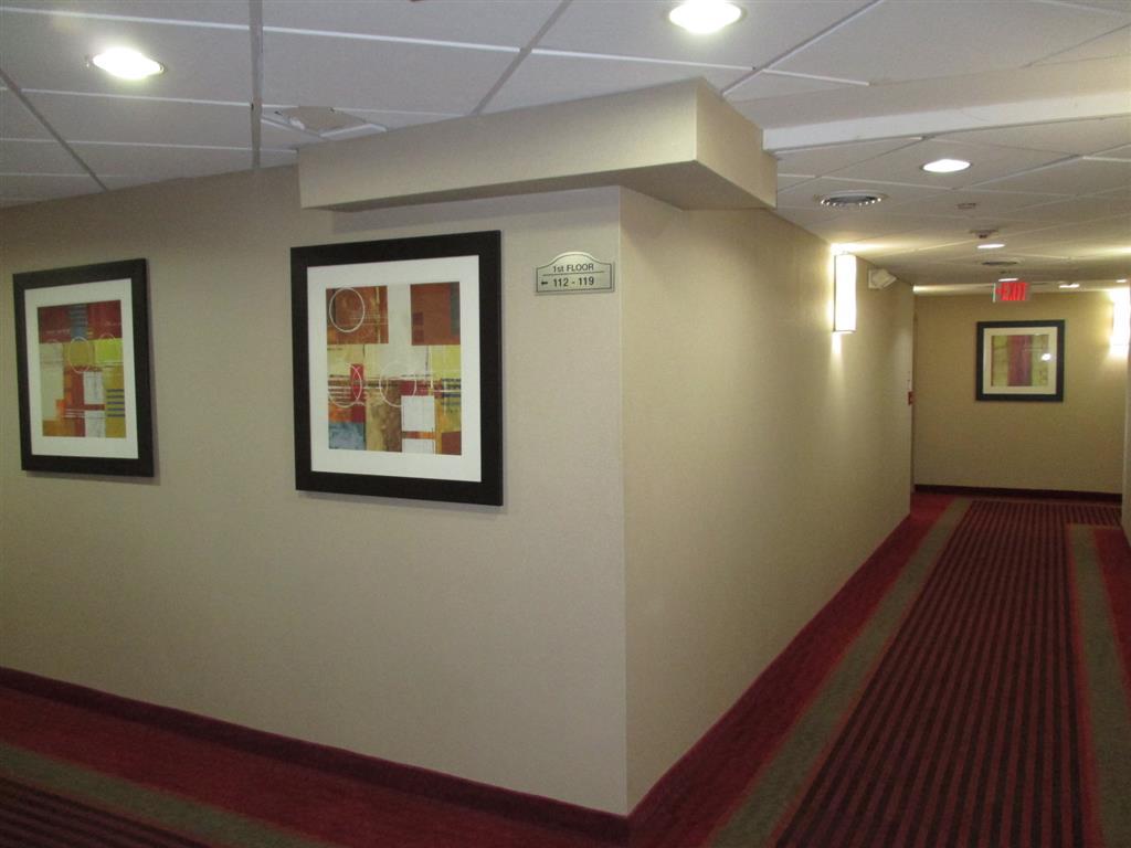 Best Western Plus Bowmanville Interior photo